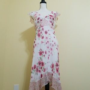 Lovely dress white floral dress